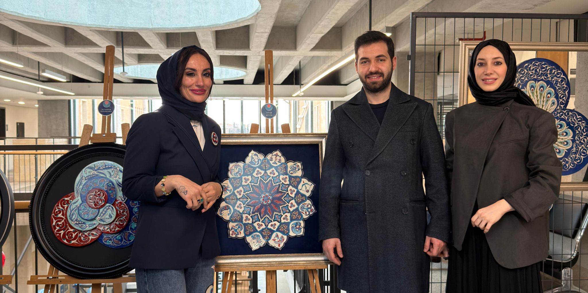 BirSanat.com “Çinide Çintemani” Sergisinde Sanatçılarla Buluştu